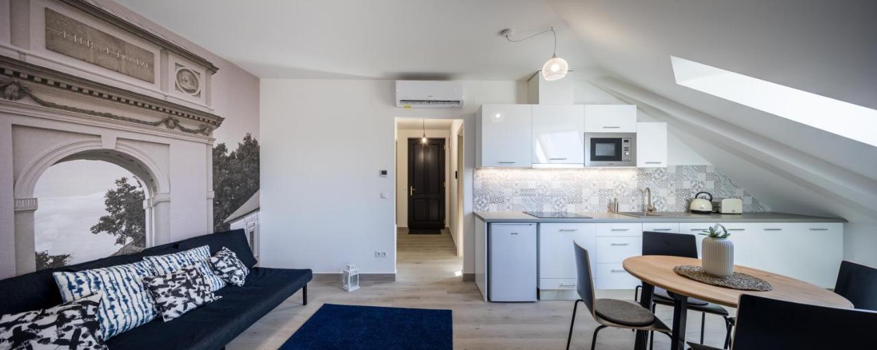 Stafetahaz Apartmanok Vác Εξωτερικό φωτογραφία