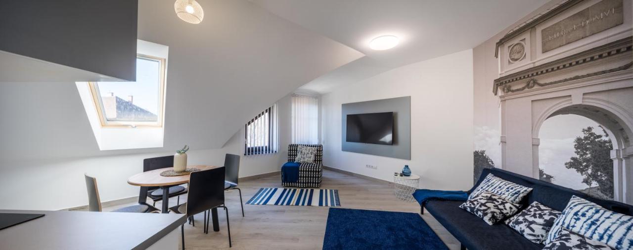 Stafetahaz Apartmanok Vác Εξωτερικό φωτογραφία