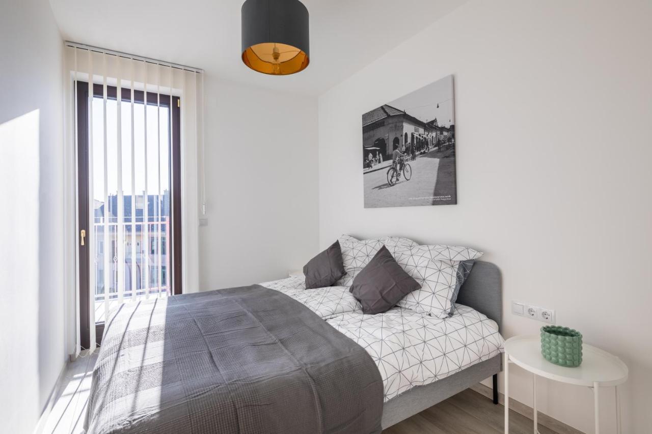 Stafetahaz Apartmanok Vác Εξωτερικό φωτογραφία
